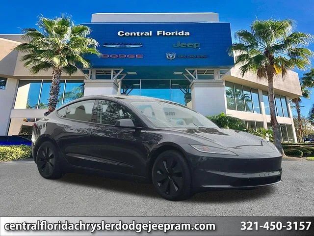2025 Tesla Model 3 Long Range's photo