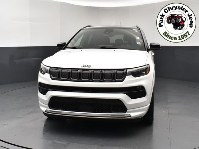 Used 2022 Jeep Compass High Altitude with VIN 3C4NJDCB9NT235501 for sale in Burnsville, Minnesota