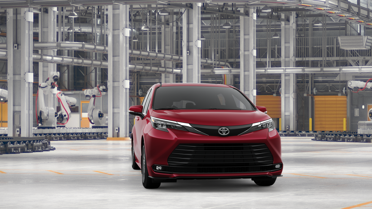 New 2026 Ruby Flare Pearl Toyota XLE image 16