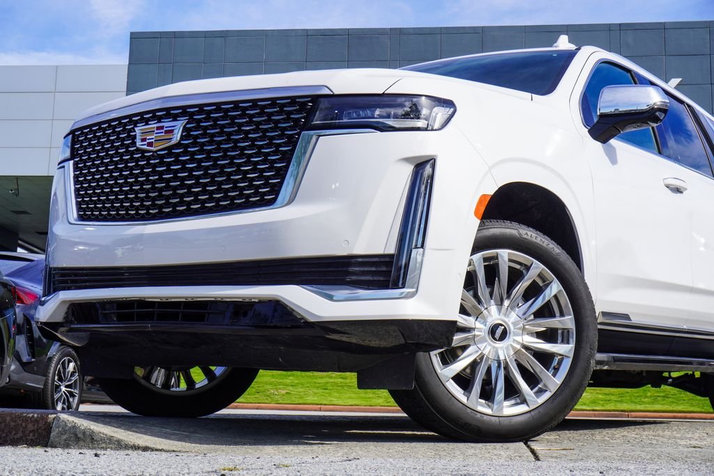 Used 2023 White Cadillac Premium Luxury image 2