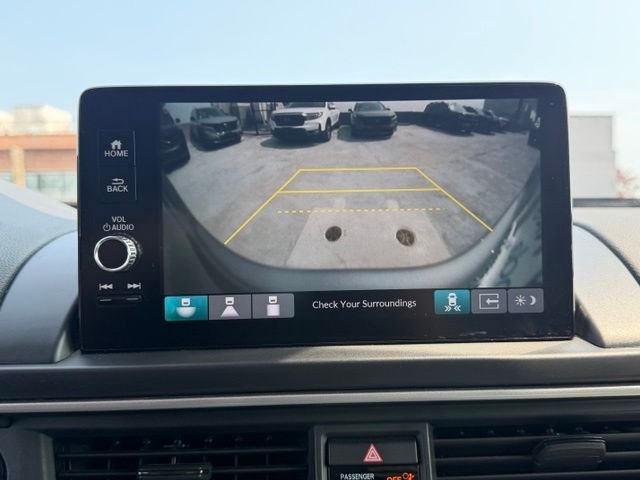 Used 2023 Gray Honda EX-L image 29