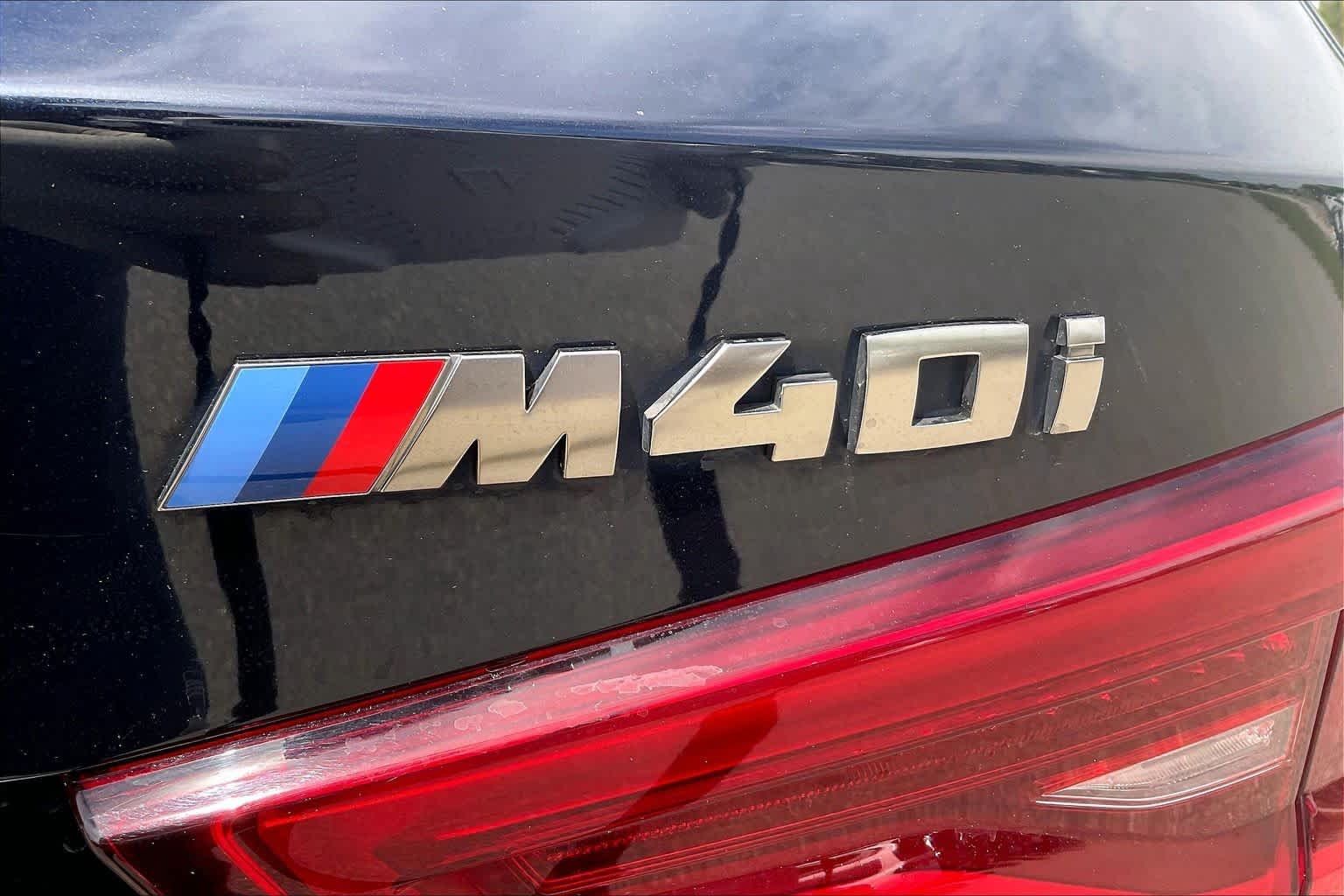 Used 2018 Carbon Black Metallic BMW M40i image 9