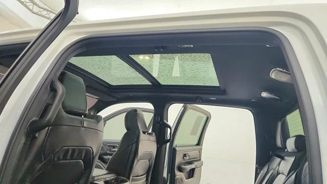 Used 2025 White Ram Limited image 19