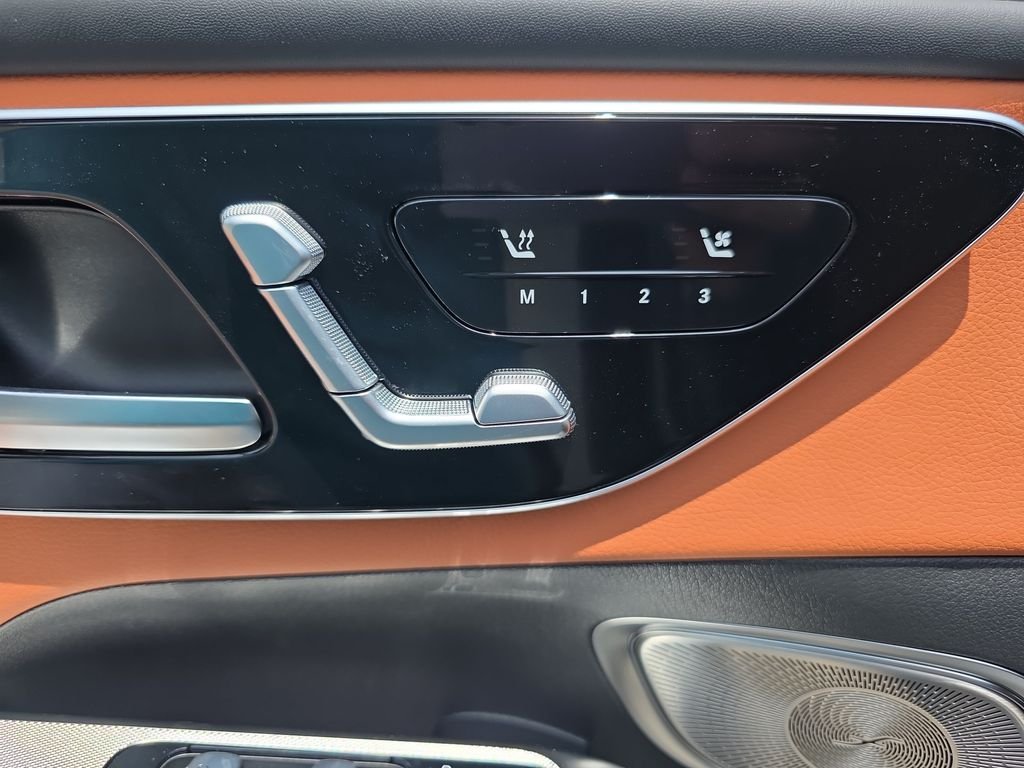 New 2026 Silver Mercedes-Benz GLC 300 image 11