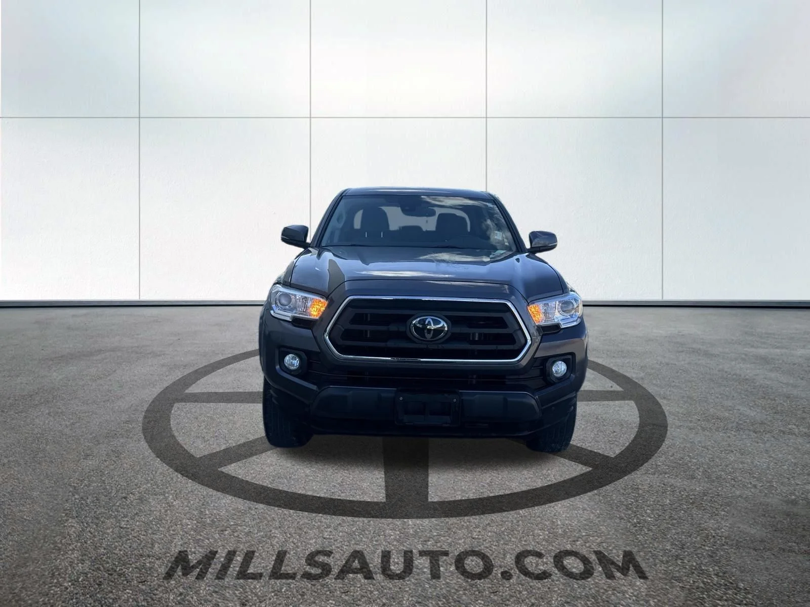 Used 2022 Toyota Tacoma SR5 with VIN 3TMCZ5AN6NM481676 for sale in Baxter, Minnesota
