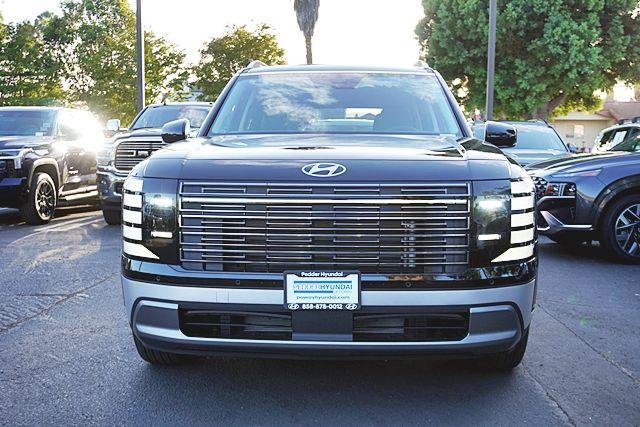 New 2026 Black Hyundai SEL FWD image 5