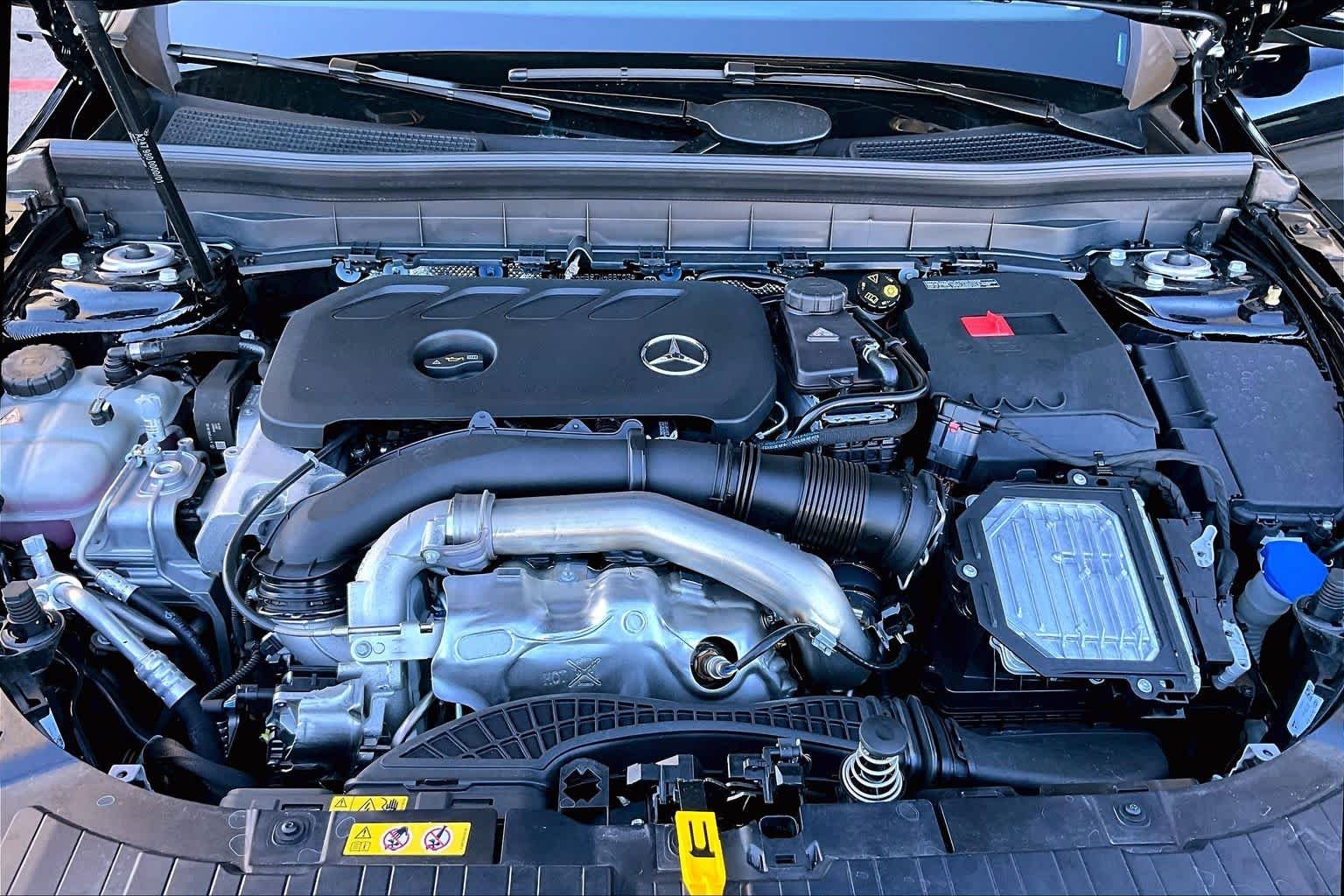 New 2026 Night Black Mercedes-Benz GLB 250 image 16