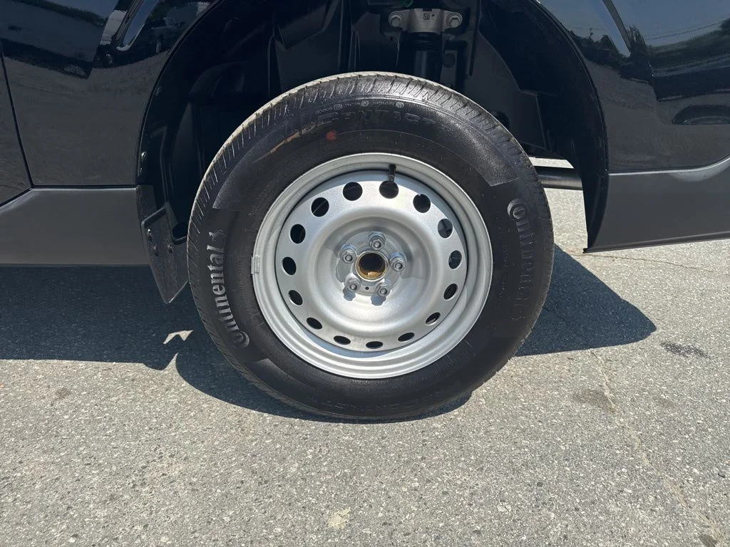 Used 2026 Black Ford XL image 25