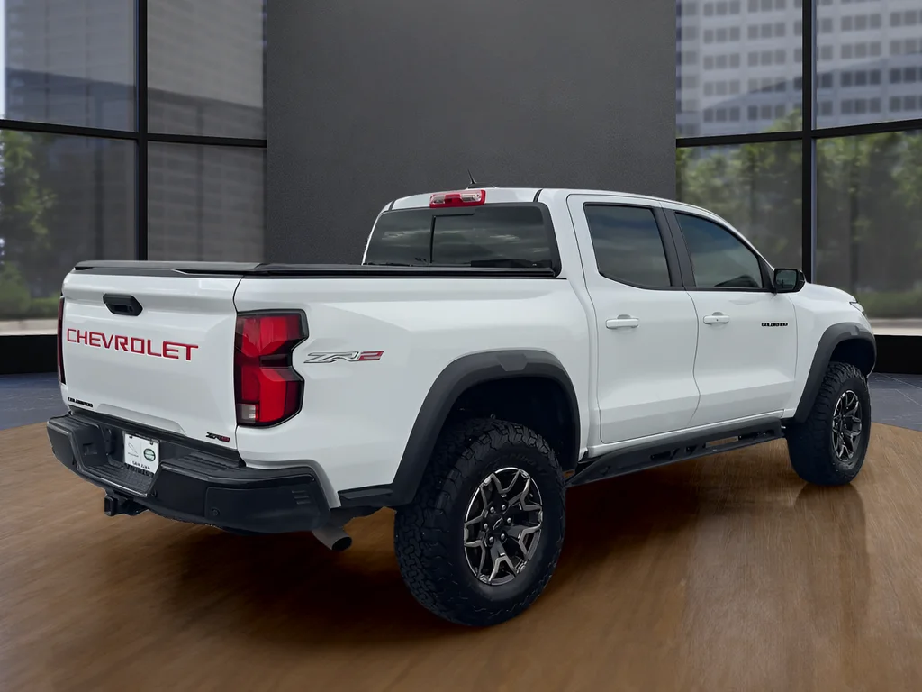 Used 2023 White Chevrolet ZR2 image 5