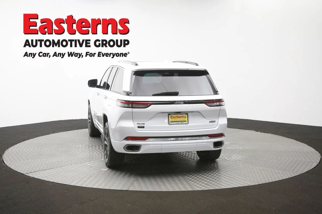 Used 2022 White Jeep Overland 4xe image 70