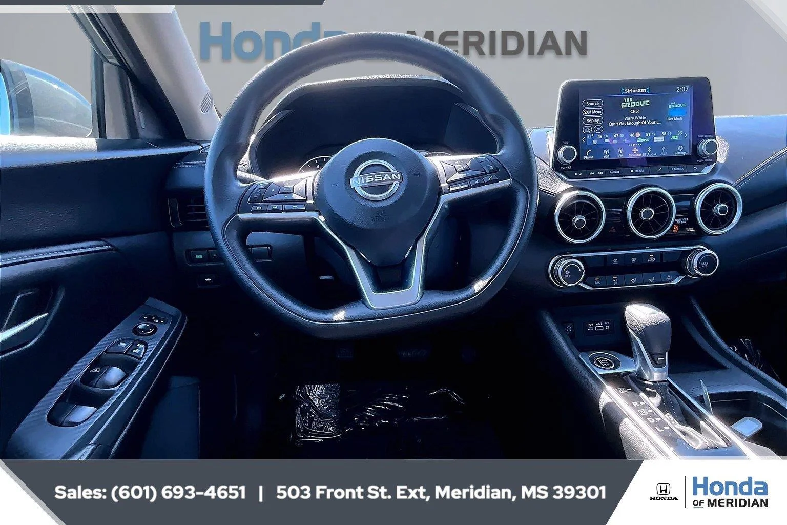 Used 2025 Gun Metallic Nissan SV image 5