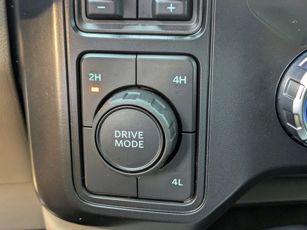 Used 2026 Gray Ford Platinum image 27