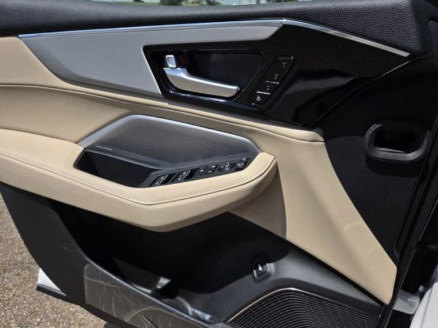 New 2026 Platinum White Pearl Acura w/Technology Package image 16