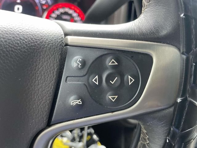 Used 2016 Silver GMC Denali image 14