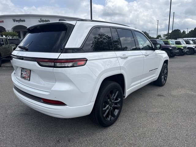 New 2026 White/off-white Jeep Limited Reserve image 7