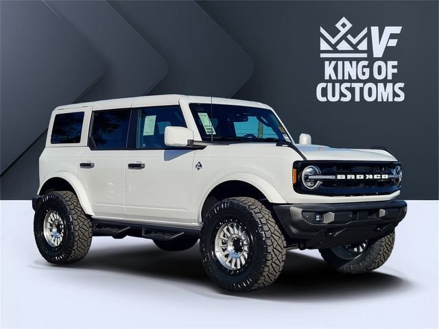 2026 Ford Bronco Outer Banks®