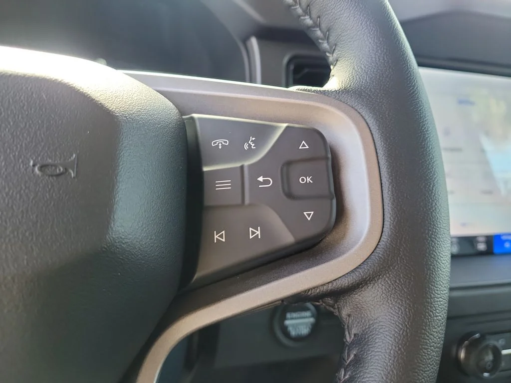 New 2026 Velocity Blue Metallic Ford Badlands® image 18