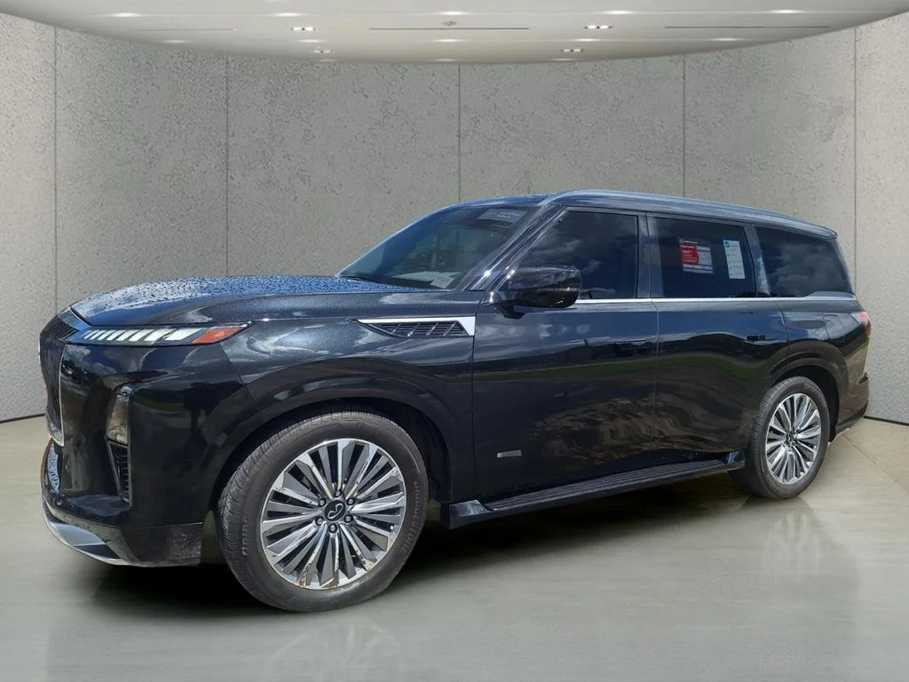 Used 2025 Black INFINITI SENSORY image 1