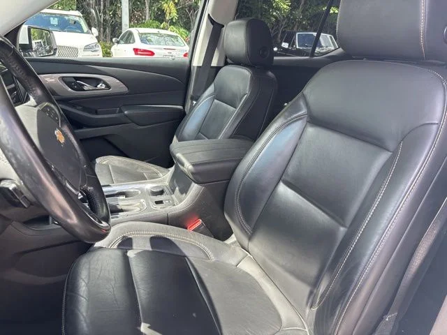 Used 2020 White Chevrolet 3LT image 6
