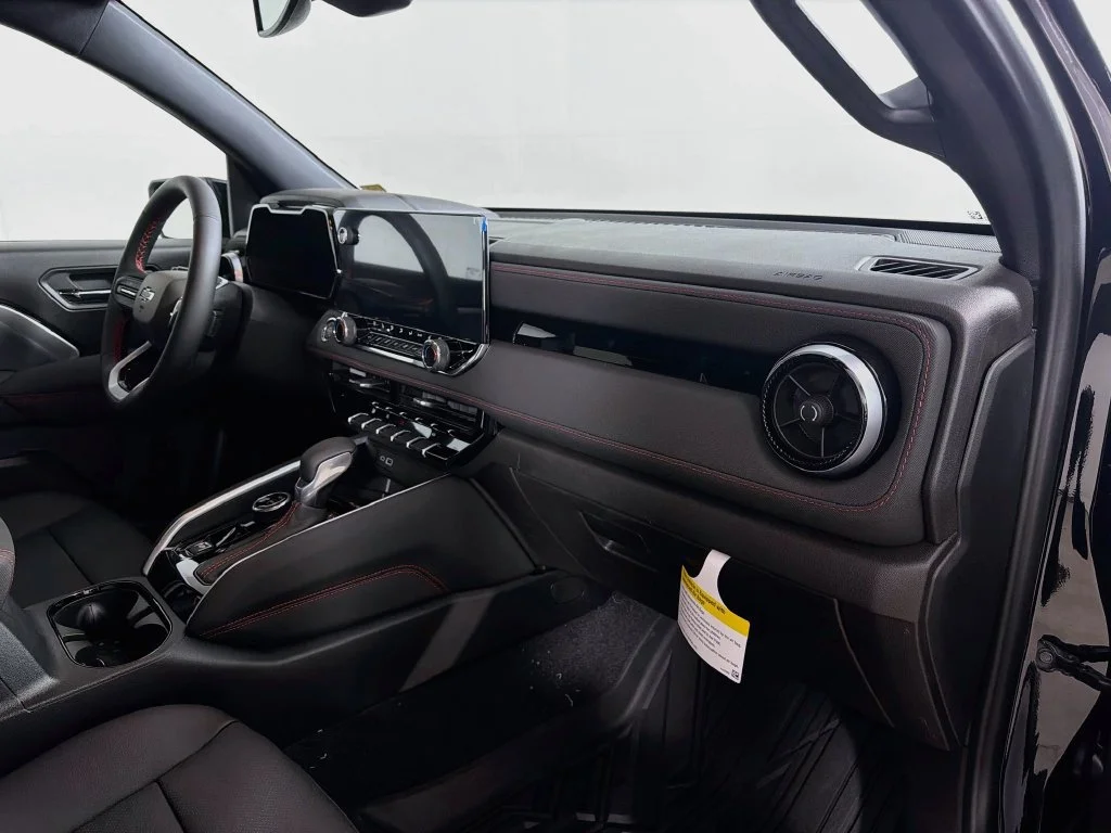 New 2026 Black Chevrolet Z71 image 25