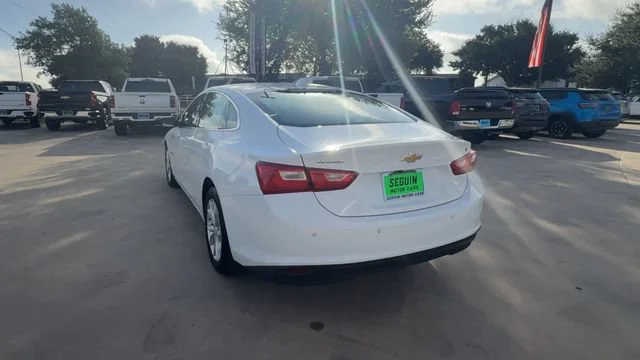 Used 2024 Summit White Chevrolet 1LT image 7