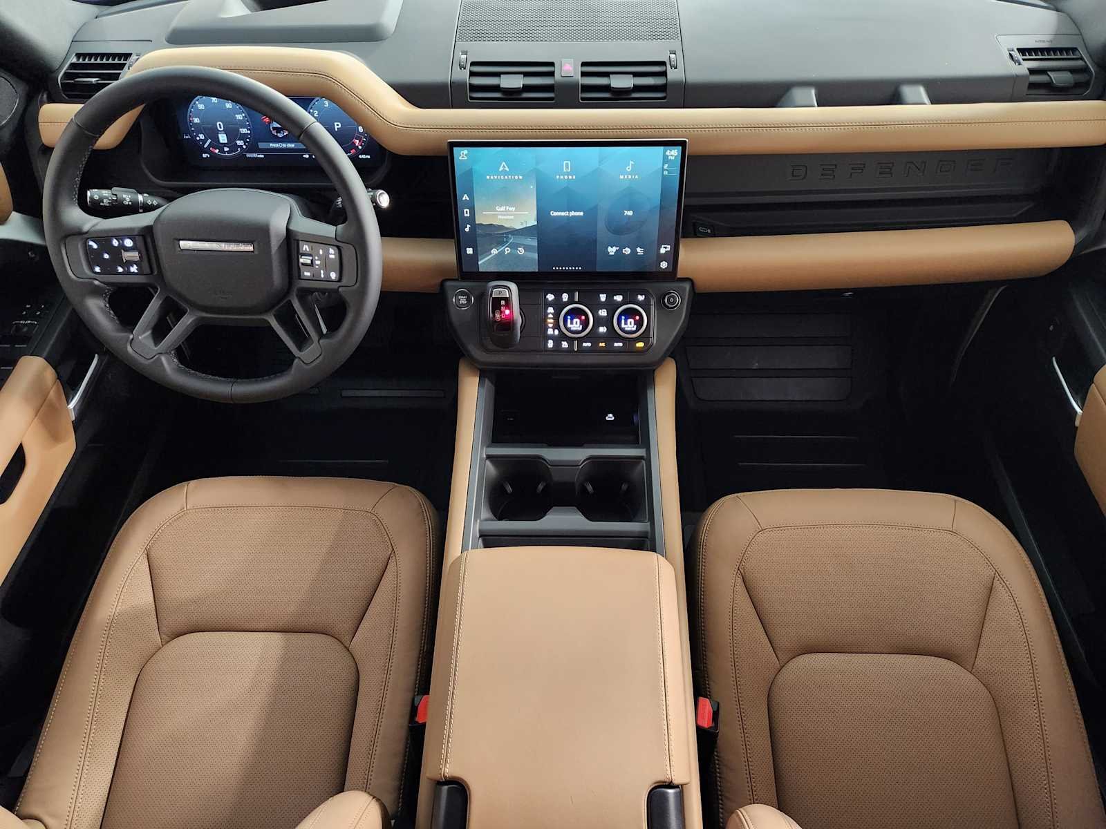 New 2026 Fuji White Land Rover X-Dynamic SE image 4