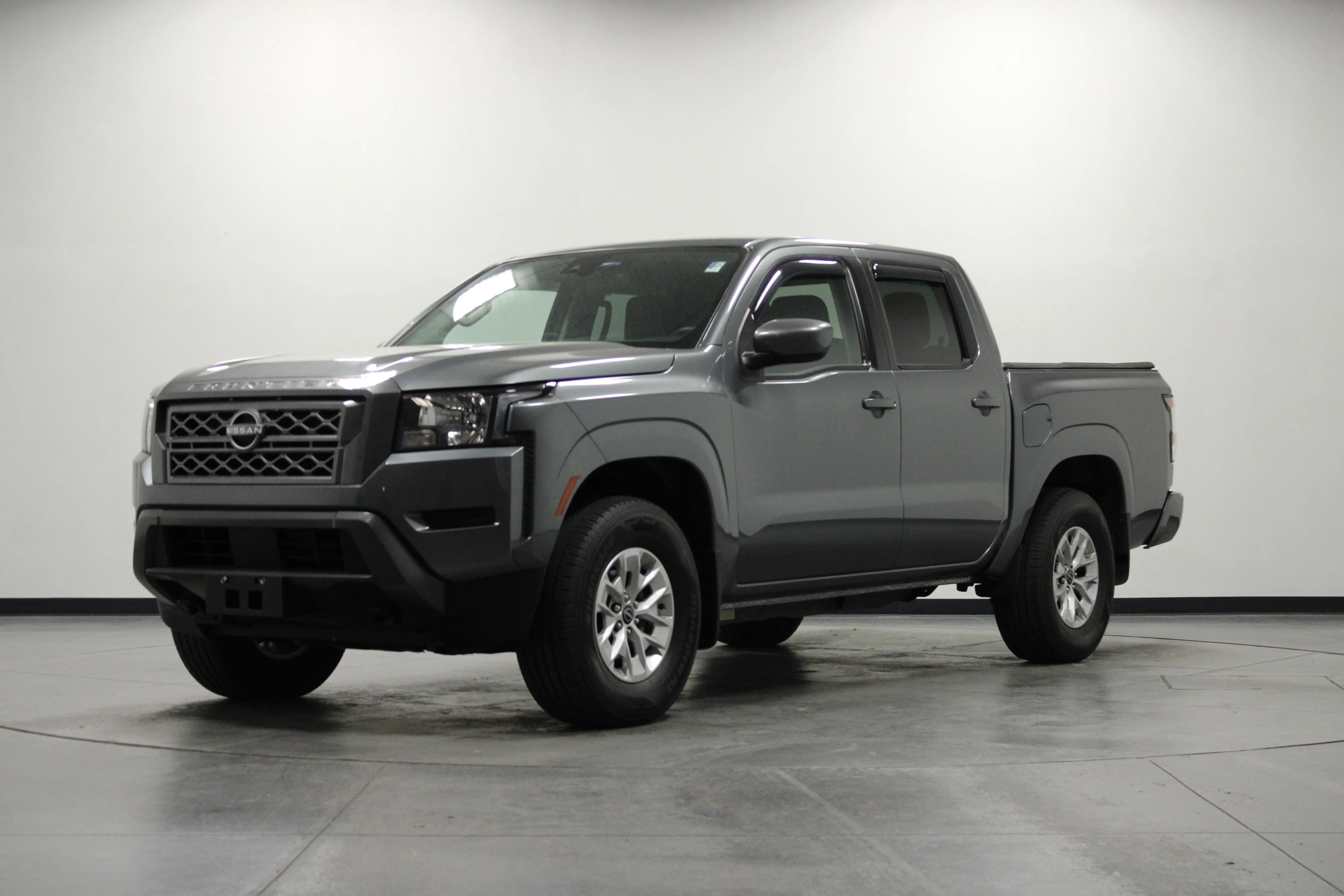 Used 2024 Gun Metallic Nissan SV image 8
