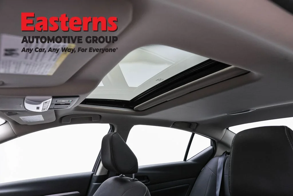 Used 2023 Gray Nissan 2.5 SV image 34