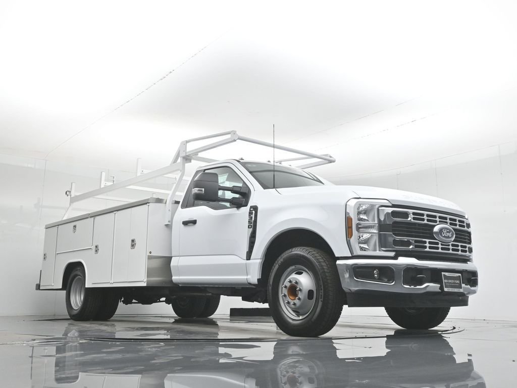 New 2026 Oxford White Ford XL image 46