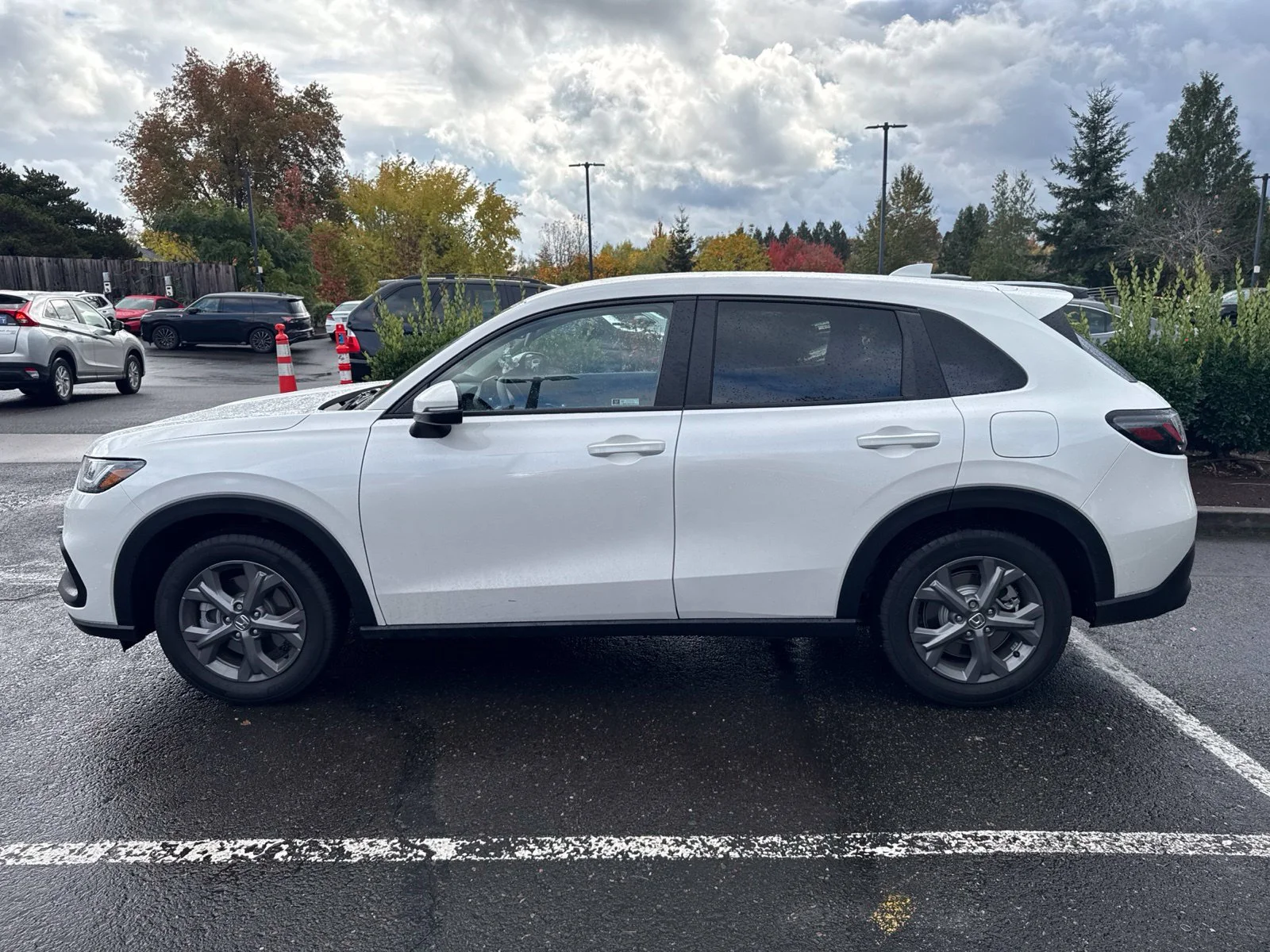 Used 2026 Platinum White Pearl Honda LX image 2
