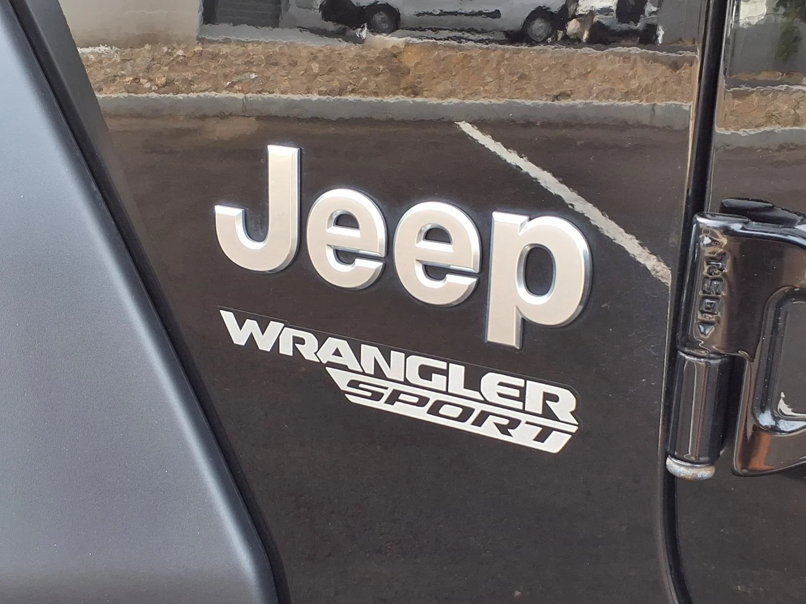 Used 2021 Black Clearcoat Jeep Sport S image 29