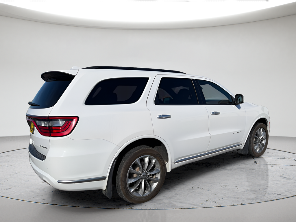 Used 2022 White/off-white Dodge Citadel image 3