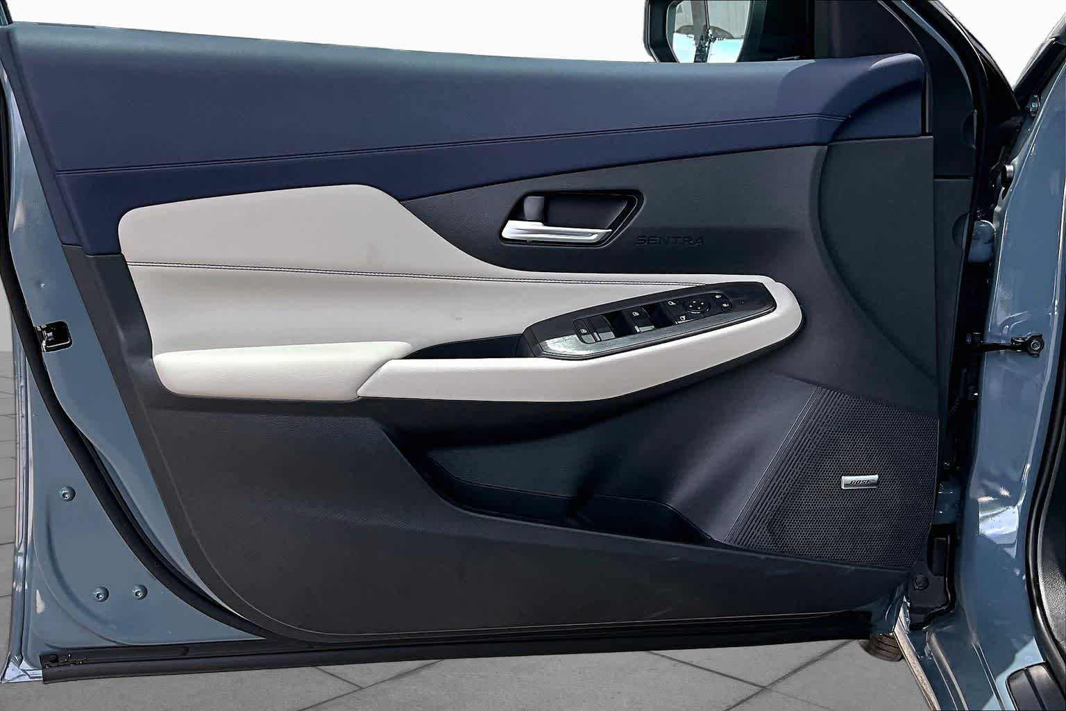 New 2026 Atlantic Gray Metallic Nissan SL image 13