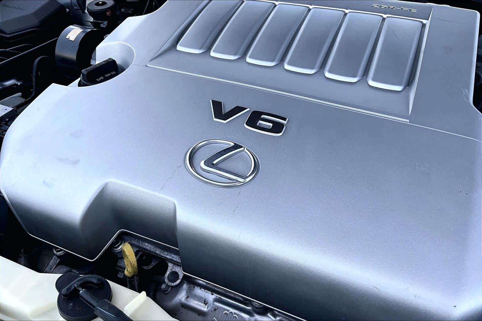 Used 2016 Atomic Silver Lexus  image 29