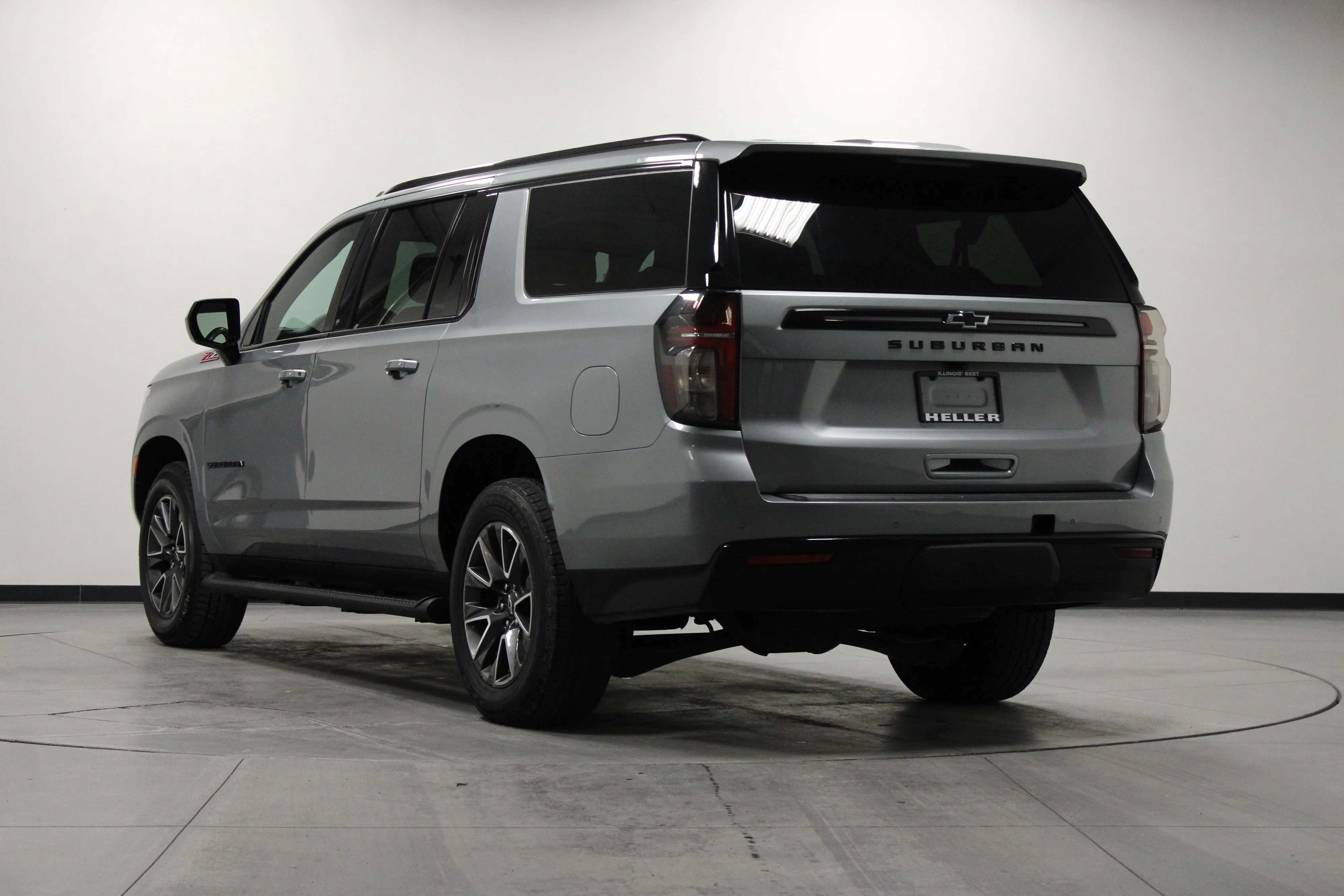 Used 2023 Sterling Gray Metallic Chevrolet Z71 image 6