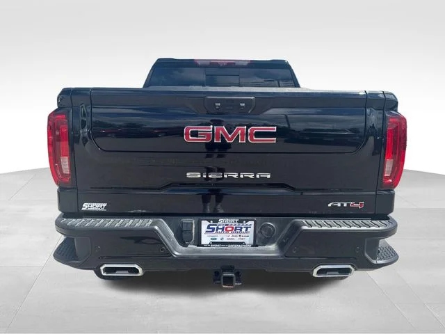 Used 2023  GMC AT4 image 8