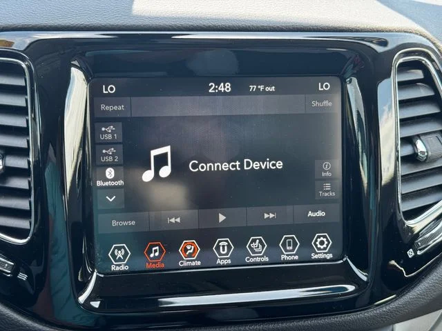 Certified Used 2019 Blue Jeep Limited image 28
