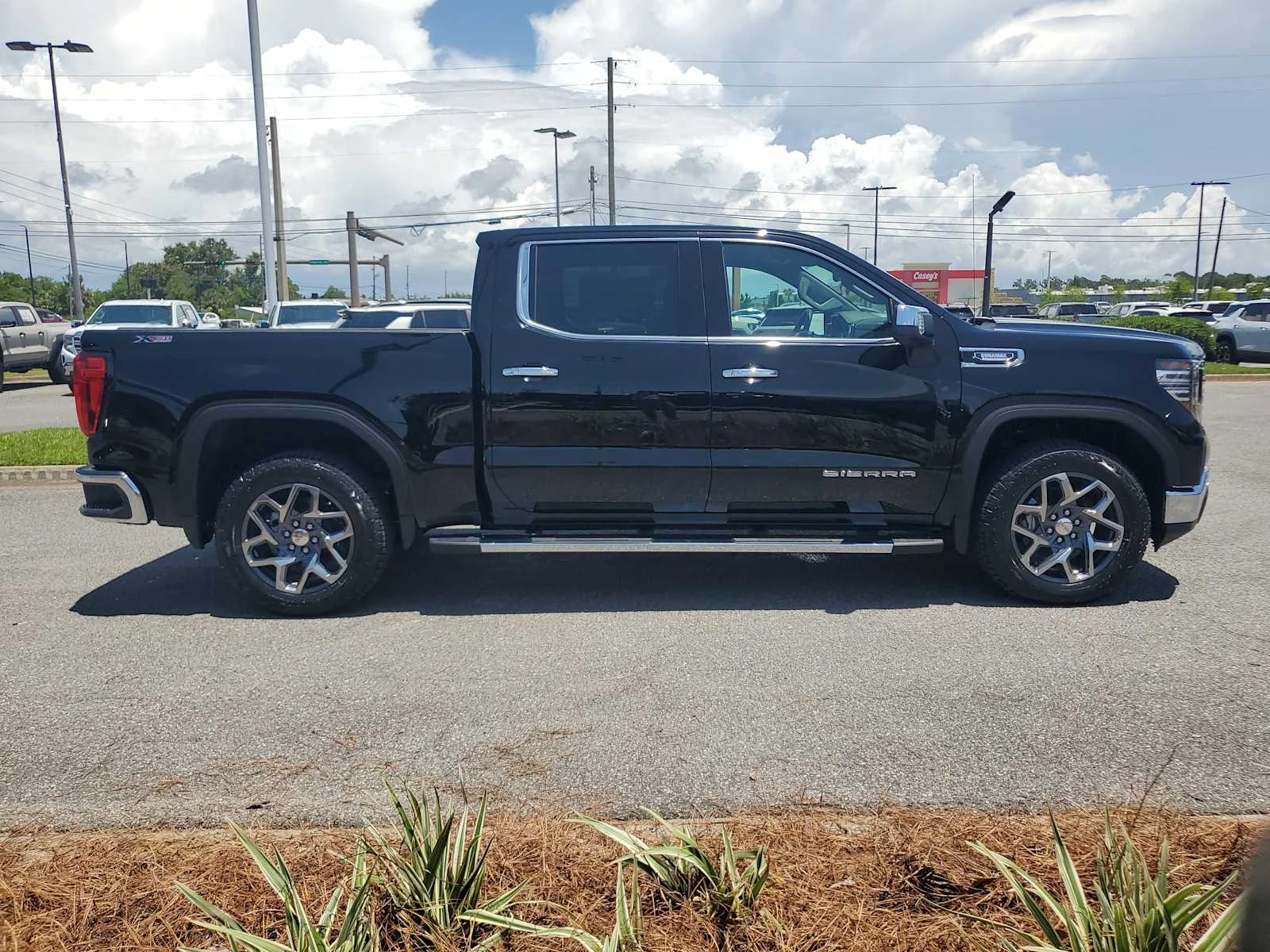 New 2026 Onyx Black GMC SLT image 27