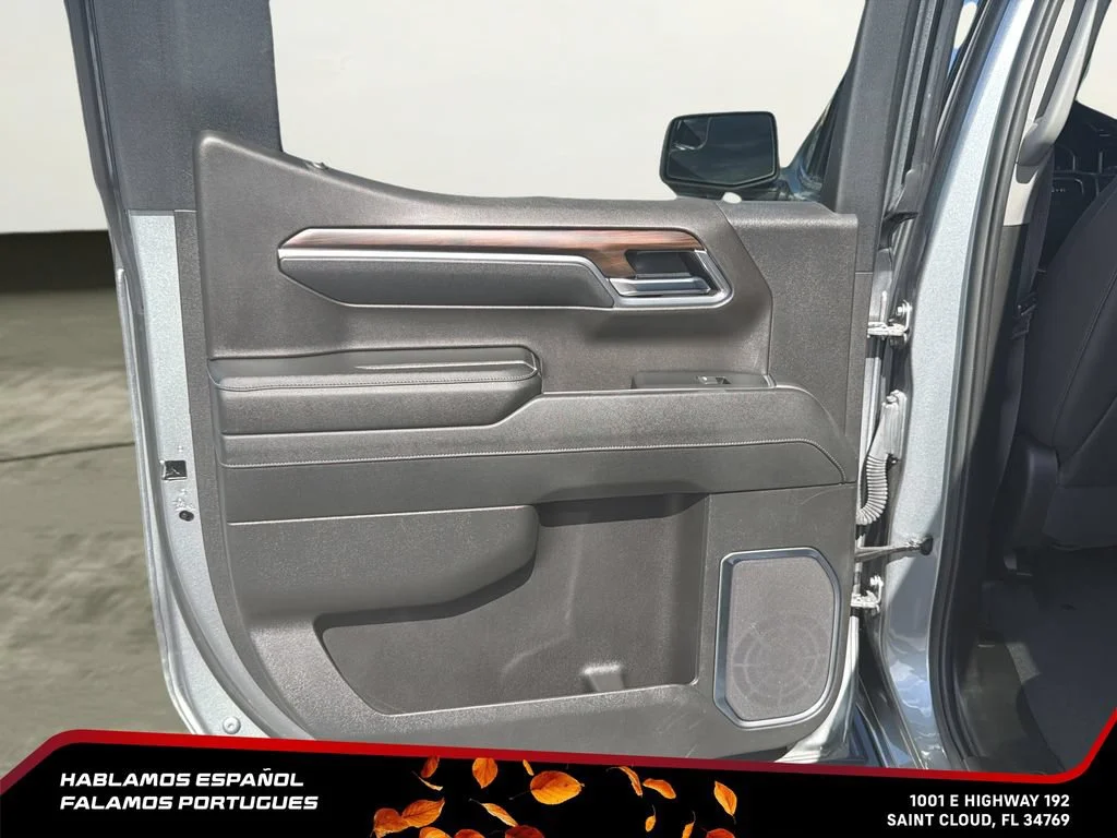 Used 2024 Sterling Metallic GMC SLT image 21