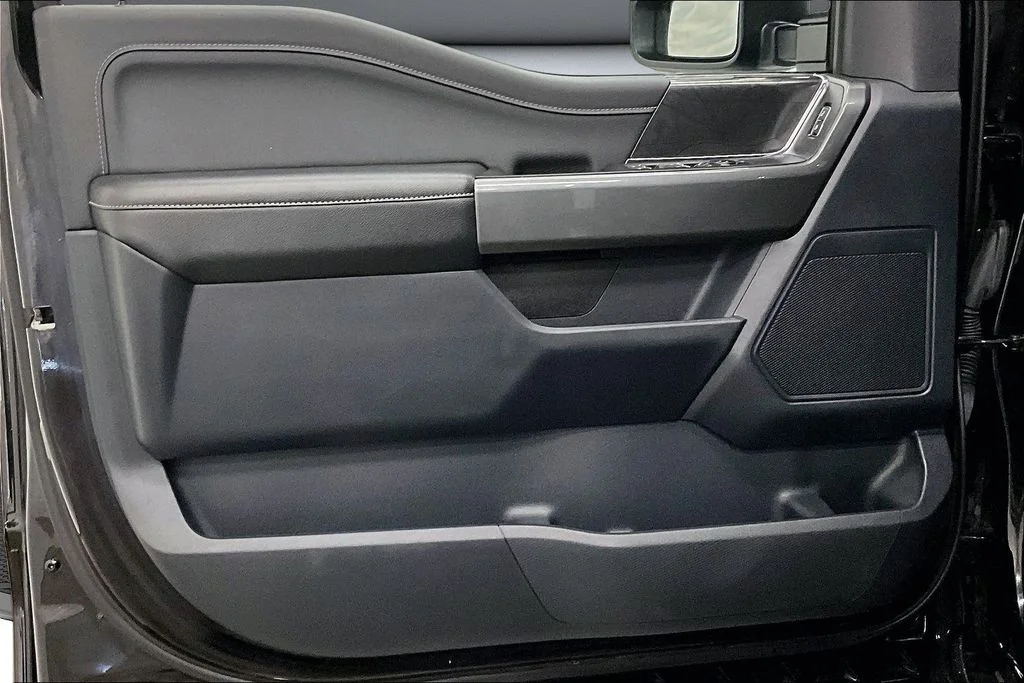 Used 2022 Black Ford XLT image 21