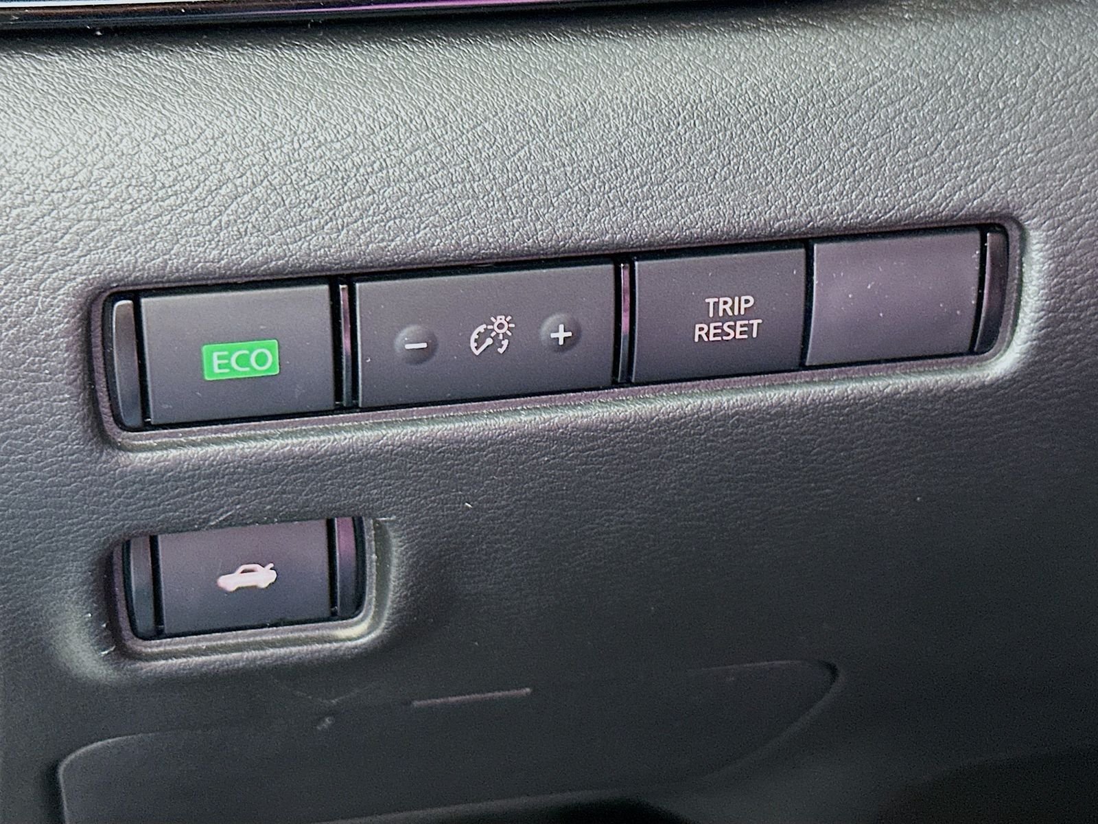 Used 2023 Gun Metallic Nissan SV image 11