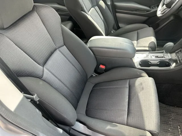 Used 2023 Silver Subaru Base image 27
