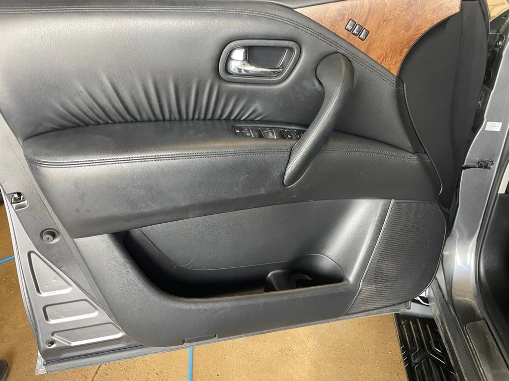 Used 2023 Gray Nissan SL image 9