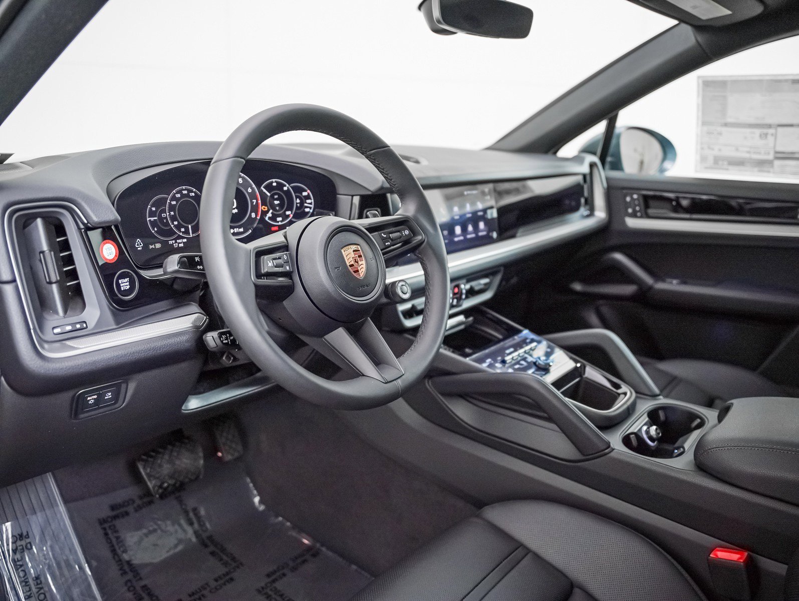 New 2026 VANADIUM GREY Porsche Coupe image 4