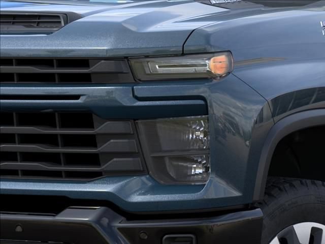 2026 Chevrolet Silverado 2500 HD Custom - Photo 10