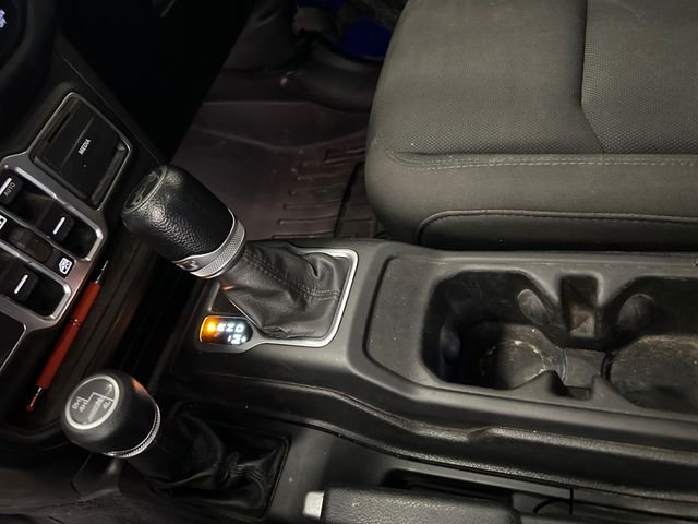 Used 2018 Blue Jeep Unlimited Sport S image 29