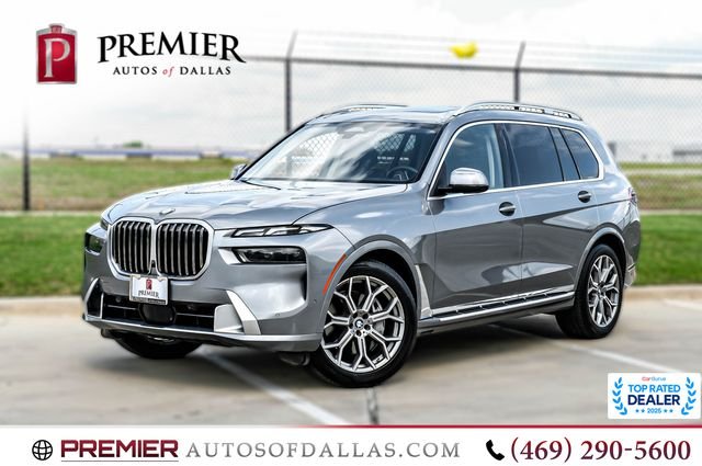 Used 2024 Gray BMW xDrive40i image 1