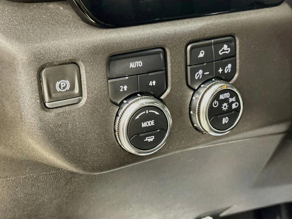Used 2024 Downpour Metallic GMC SLT image 11