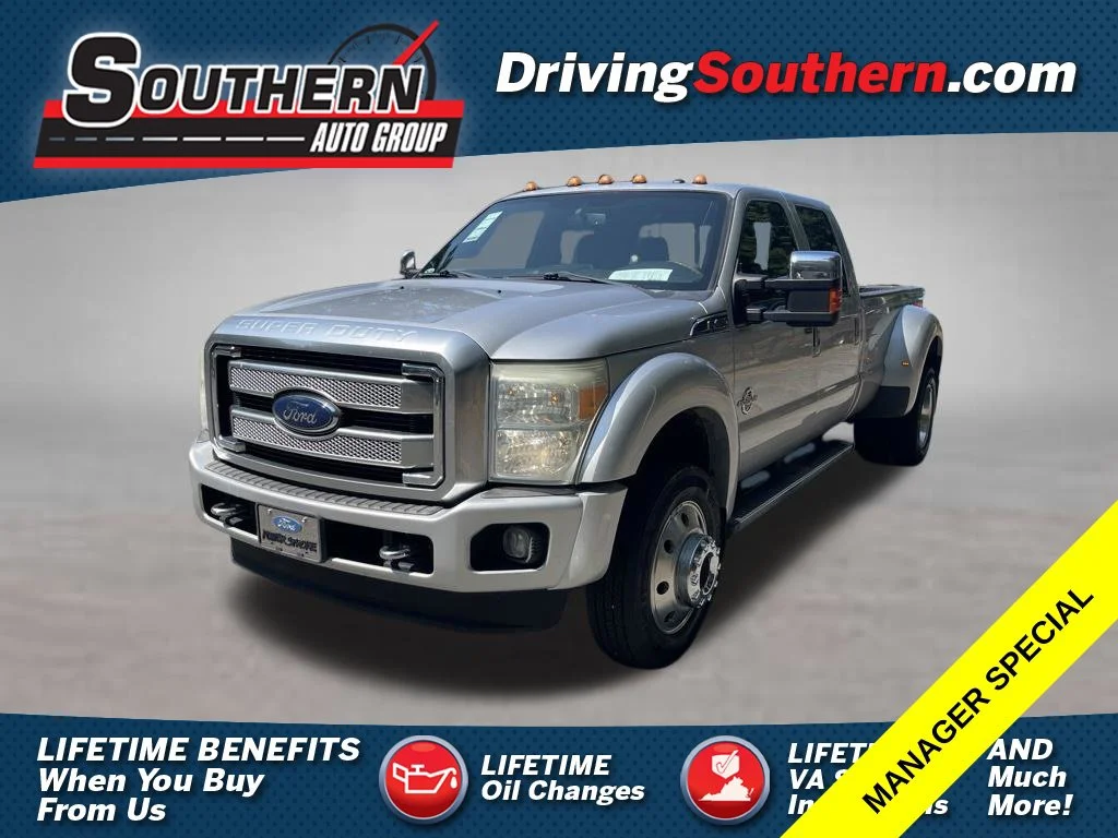 Used 2016 Silver Ford Platinum image 1