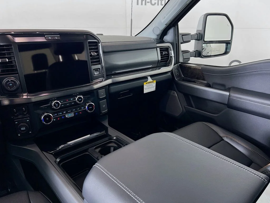 New 2026 Carbonized Gray Metallic Ford Lariat image 28